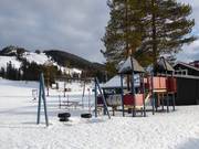Speeltuin bij het middenstation
