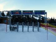 Digitale displays bij de ingang