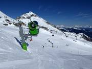 Vast geïnstalleerd sneeuwkanon