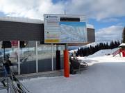 Informatiebord in Caischavedra met actuele informatie