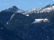 Uitzicht vanaf het dal over het skigebied Feuerkogel