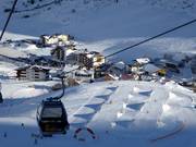 De wijk Wirl van de gemeente Galtür direct aan het skigebied