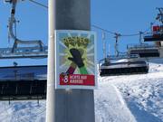 Snowparkregels als liftmastborden