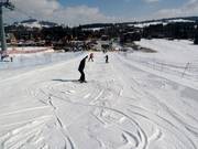Oefenpiste naast het dalstation