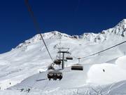 Weisshorn Speed - 6-persoons hogesnelheidsstoeltjeslift (koppelbaar) met kap