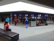 Verzorgde kassa-ruimte in het Grindelwald Terminal (Eiger Express & Männlichenbahn)