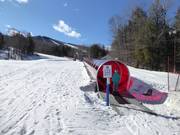 Een van de overdekte transportbanden Sundance