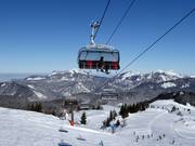 Kammerkörbahn - 6-persoons hogesnelheidsstoeltjeslift (koppelbaar) met kap en stoelverwarming
