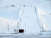 Uitzicht op de piste bij de Mikki refur lift