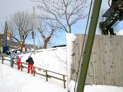 Dichter bij de lift kan bijna niet – bushalte bij de Brüchetallift