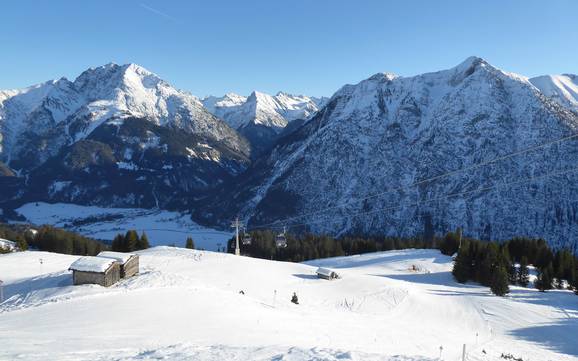 Hoogste skigebied in het Natuurpark Lechtal – skigebied Jöchelspitze – Bach