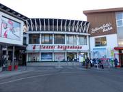 Verzorgde kassa bij het dalstation in Lienz