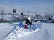 Sneeuwkanonnen tot aan Kaprun