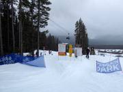 Het eenvoudige Elbow Terrain Park is ideaal voor het hele gezin.