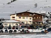 Pizzeria "Mama Mia" bij het dalstation