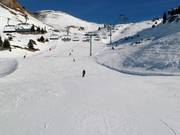 Piste bij de Les Combes zespersoons stoeltjeslift in Châtel