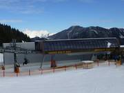 Absolut Shuttle - 6-persoons hogesnelheidsstoeltjeslift (koppelbaar) met kap