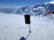 Afvalbak bij het bergstation Lagalb