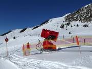 Sneeuwkanon in wachtstand