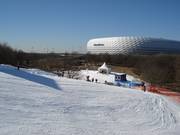 Uitzicht op de Allianz Arena vanaf de Fröttmaninger Berg