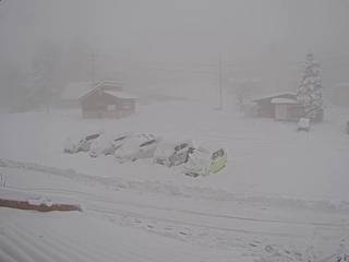 Zao Onsen/Zao Gymnasium Parking Lot