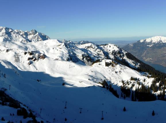 Uitzicht op het skigebied bij de Maschgenkamm