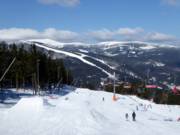 Uitzicht vanaf de Hromovka naar de Medvědín
