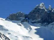 Martinsloch, een 22x19 m grote opening in de rotsen