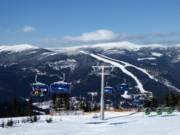 Uitzicht vanaf de Pláň naar de Medvědín