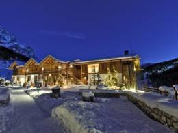Dolomiti Wellness Hotel Fanes