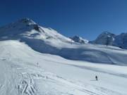 Uitzicht op de pistes bij de Weißspitzbahn